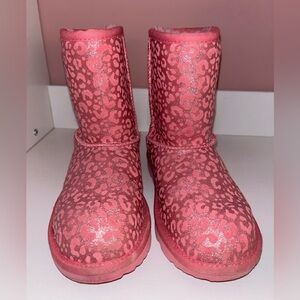 UGG Classic kids II Glitter Leopard Boots